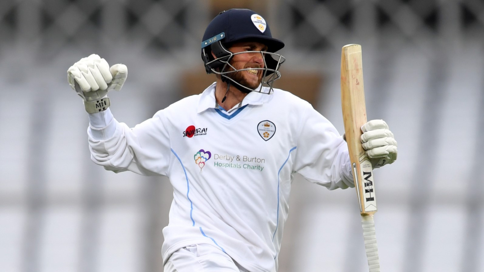 Derbyshire defeat Nottinghamshire on final day