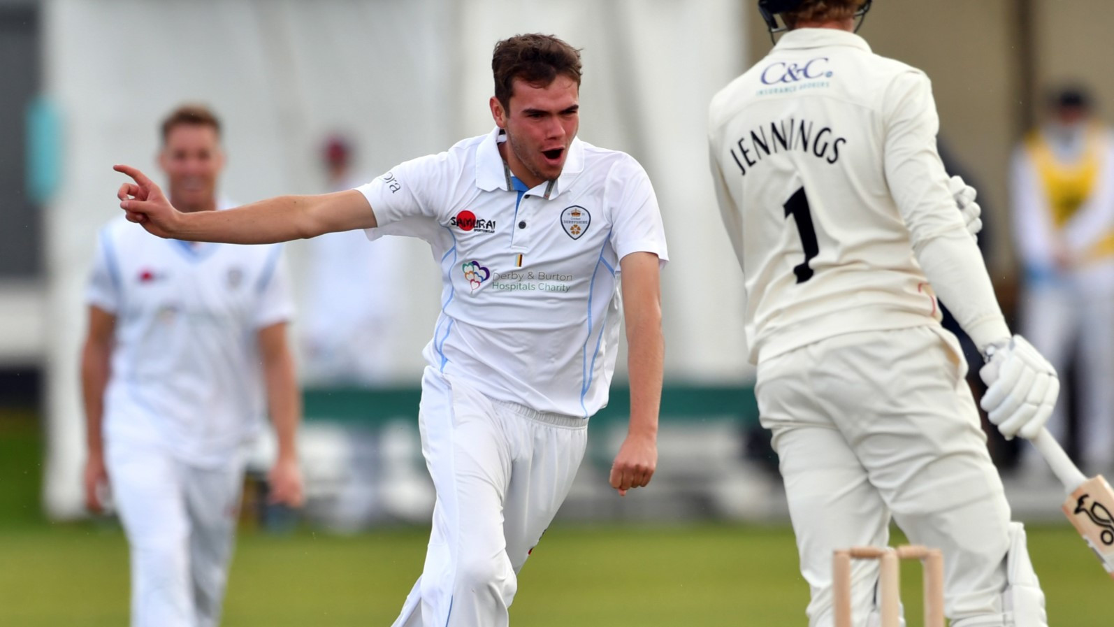 Highlights: Day One vs Lancashire