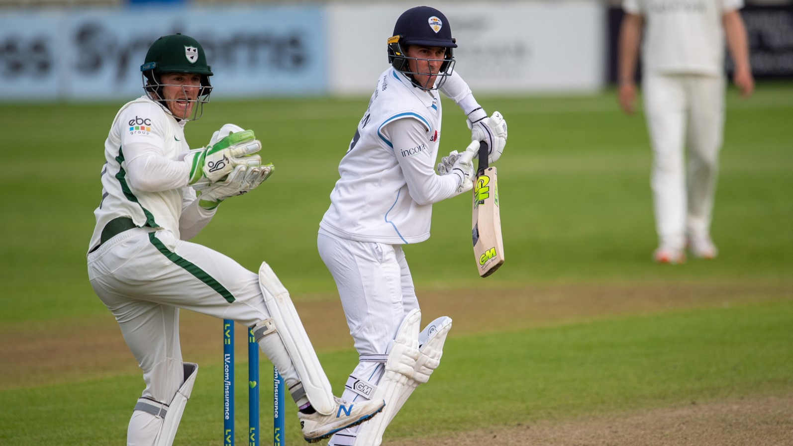 Highlights: Day Two vs Worcestershire