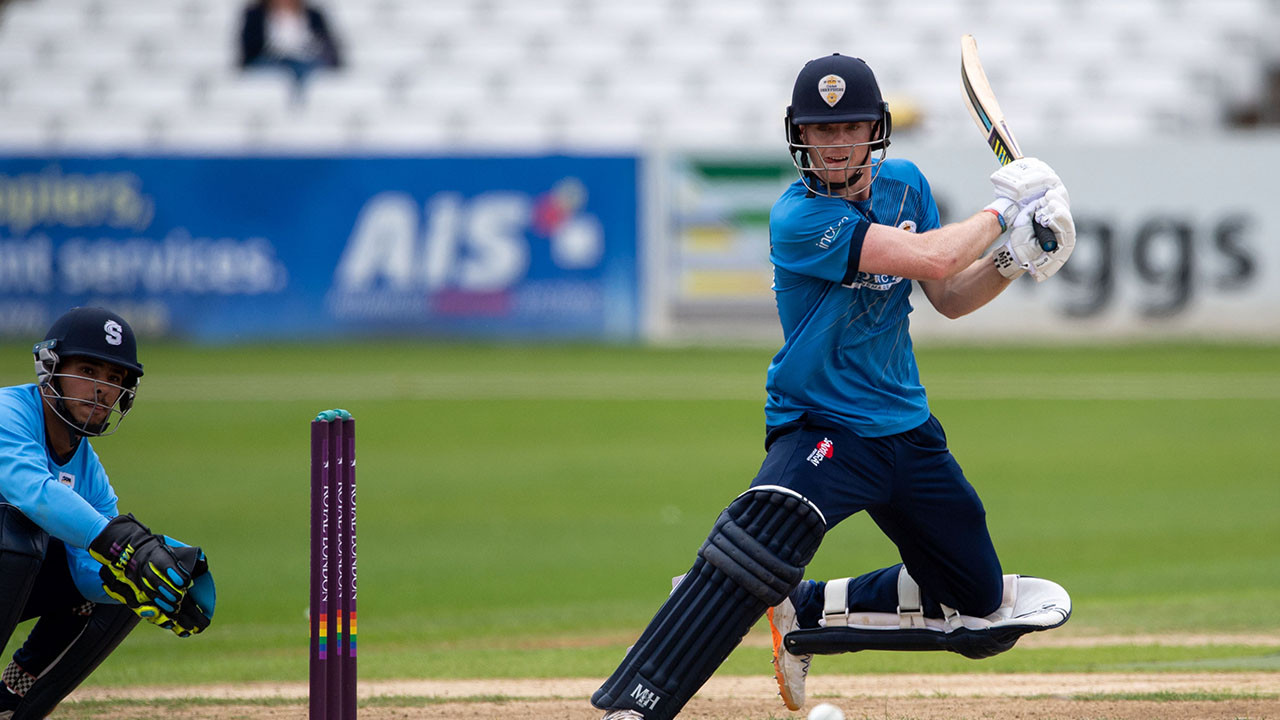 Derbyshire beaten after poor start
