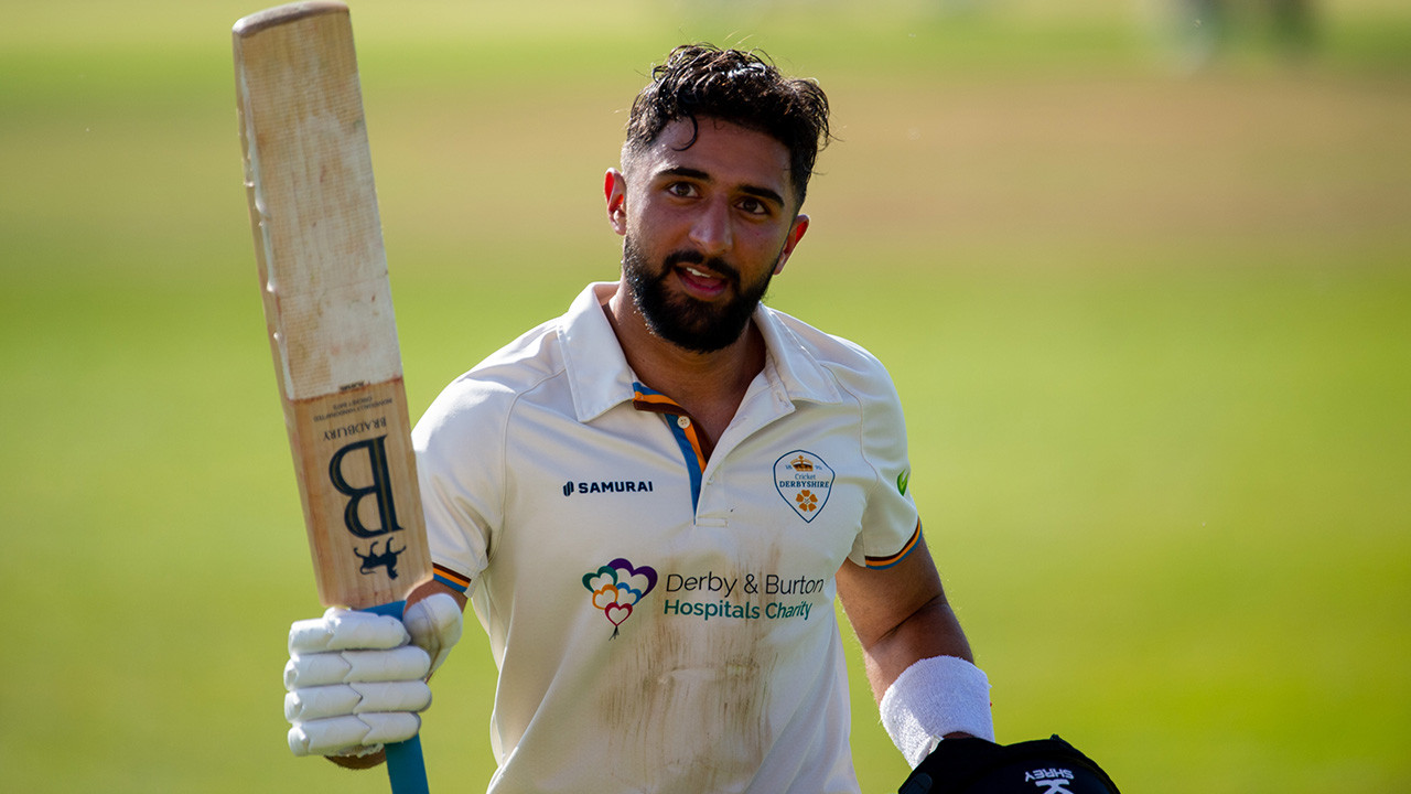 Dal century the highlight as Derbyshire take command