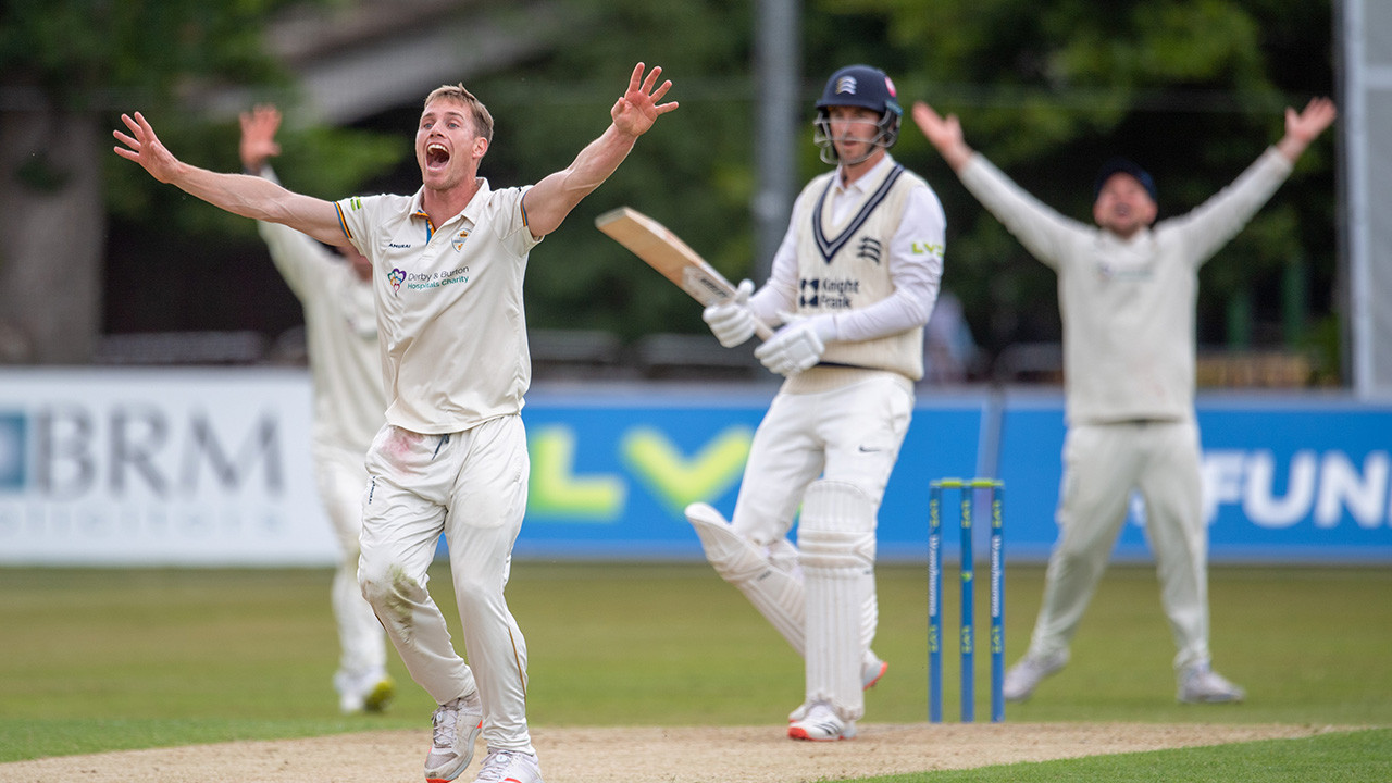 Strong Day One showing as Derbyshire return to Queen&#8217;s Park