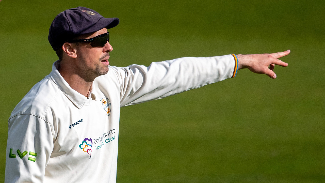 Godleman steps down as captain
