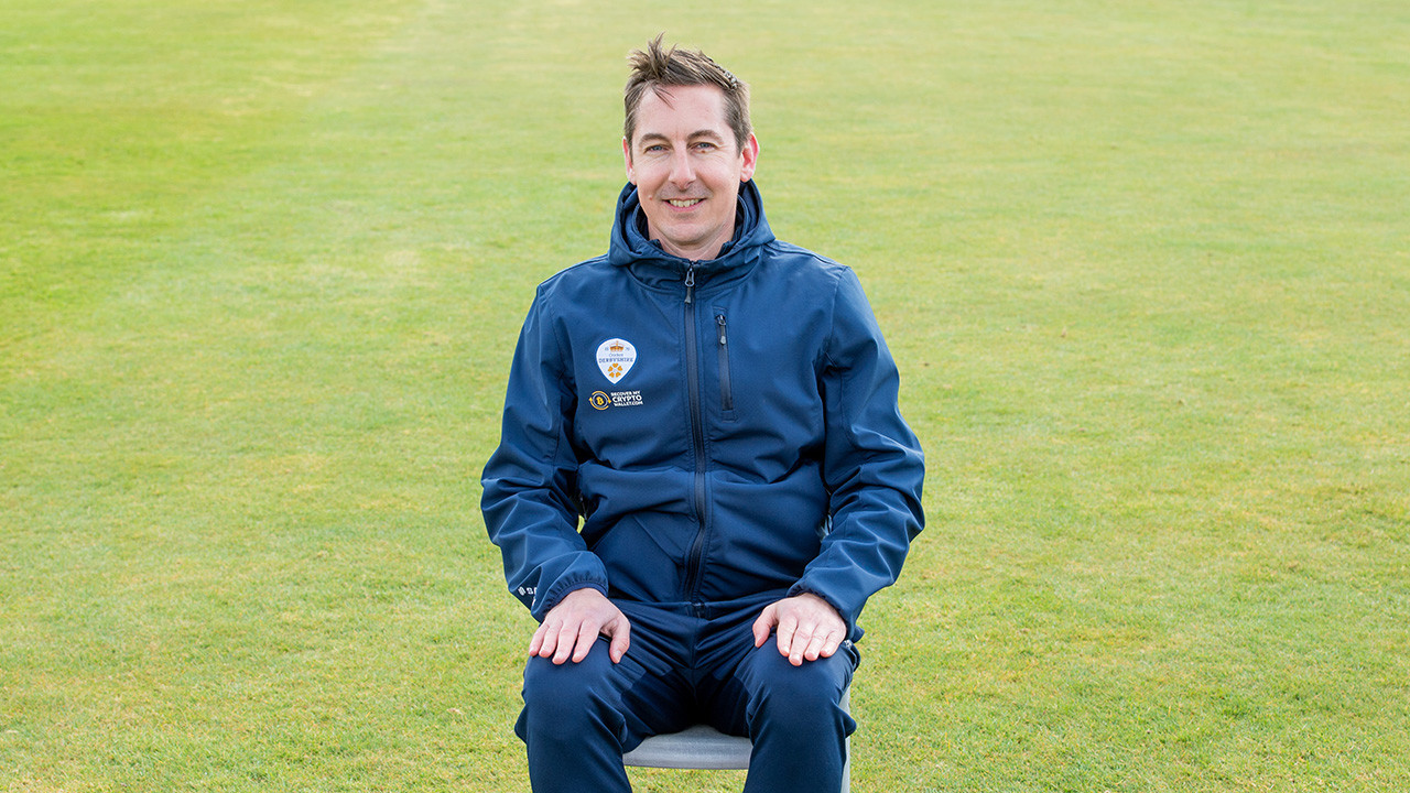 Chris Highton to link up with England squad for T20 World Cup