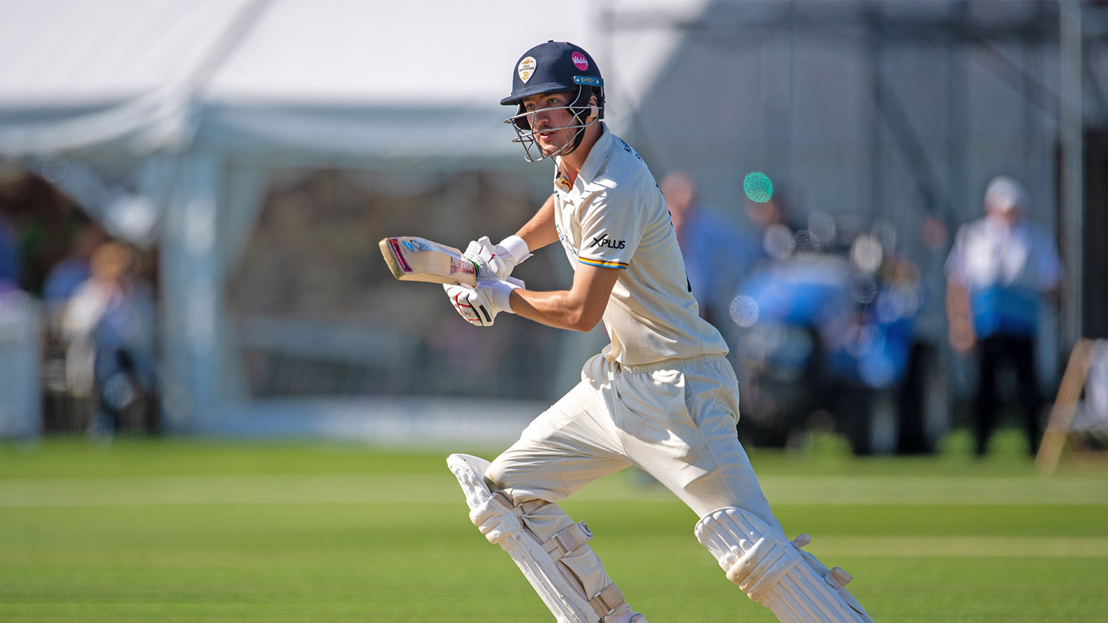 Wagstaff signs new deal