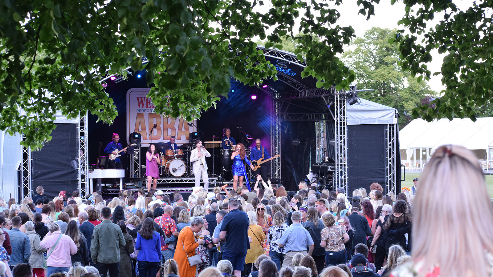 80&#8217;s Bash: Huge hits to be performed at Chesterfield