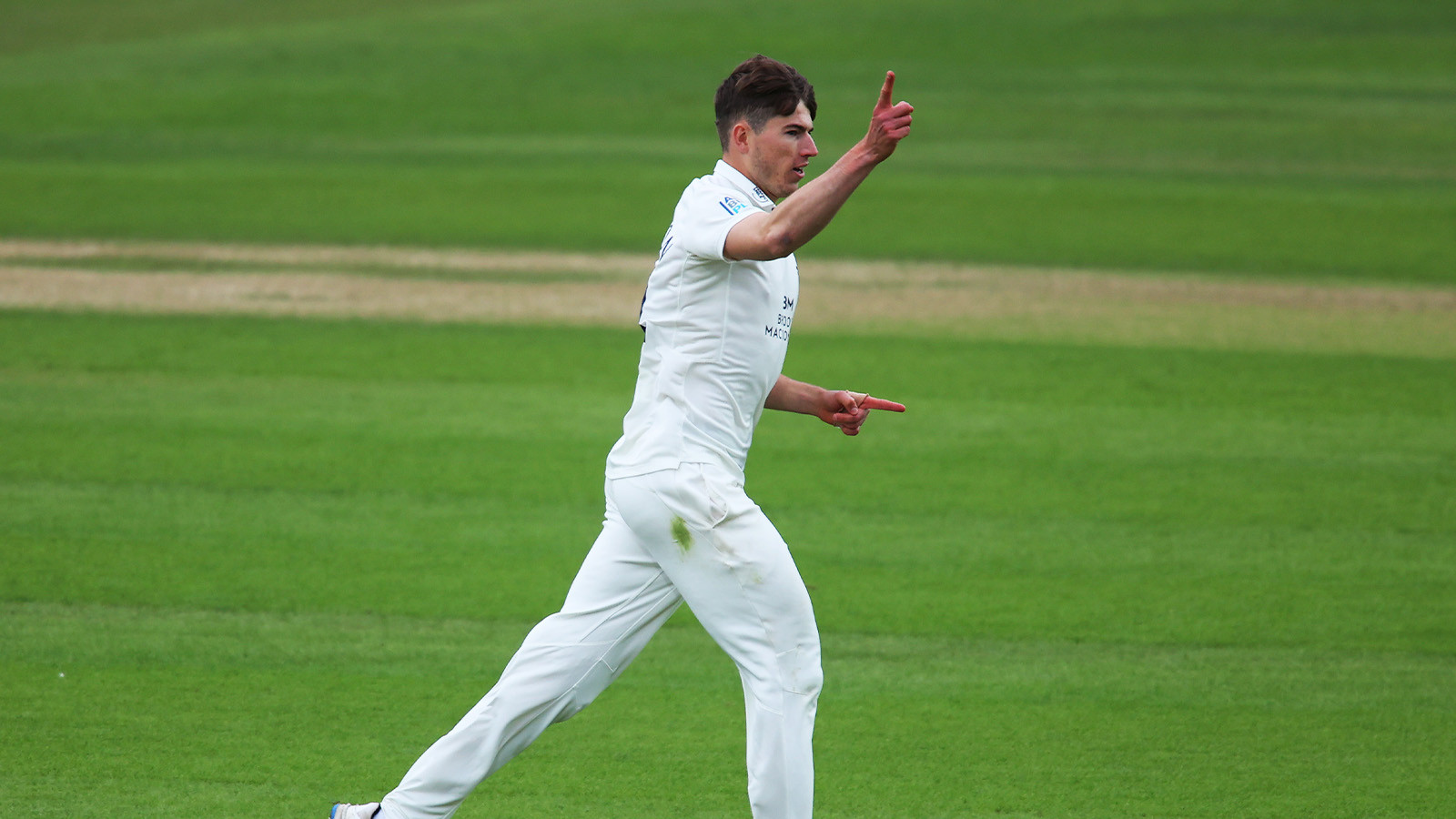 Derbyshire sign Martin Andersson from Middlesex