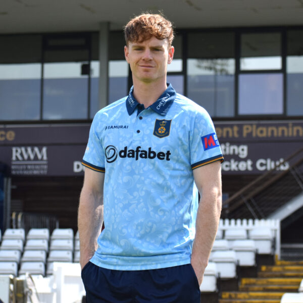 Metro Bank One-Day Cup Shirts - Image 5