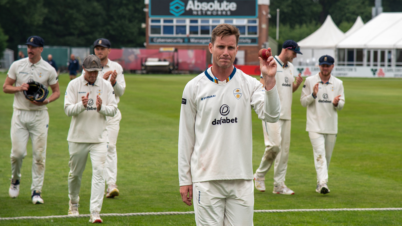 REPORT | Reece claims six but Leicestershire dominate Day Two