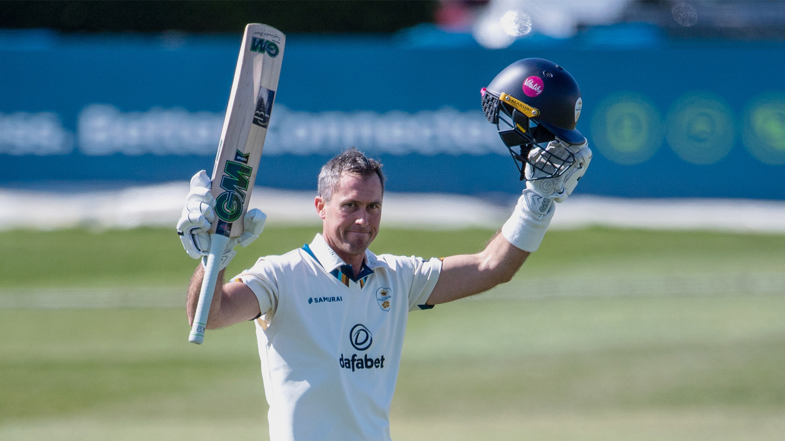 Madsen to make 500th Derbyshire appearance